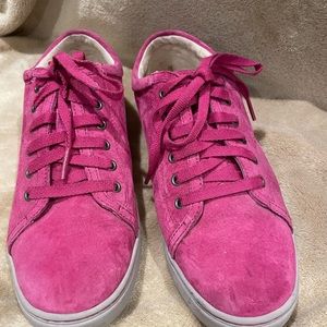 Ugg pink suede fashion sneakers, Size 8